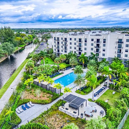 Amazing 2 Bedroom Unit In Doral Miami With Free Parking Hialeah Gardens Exterior photo